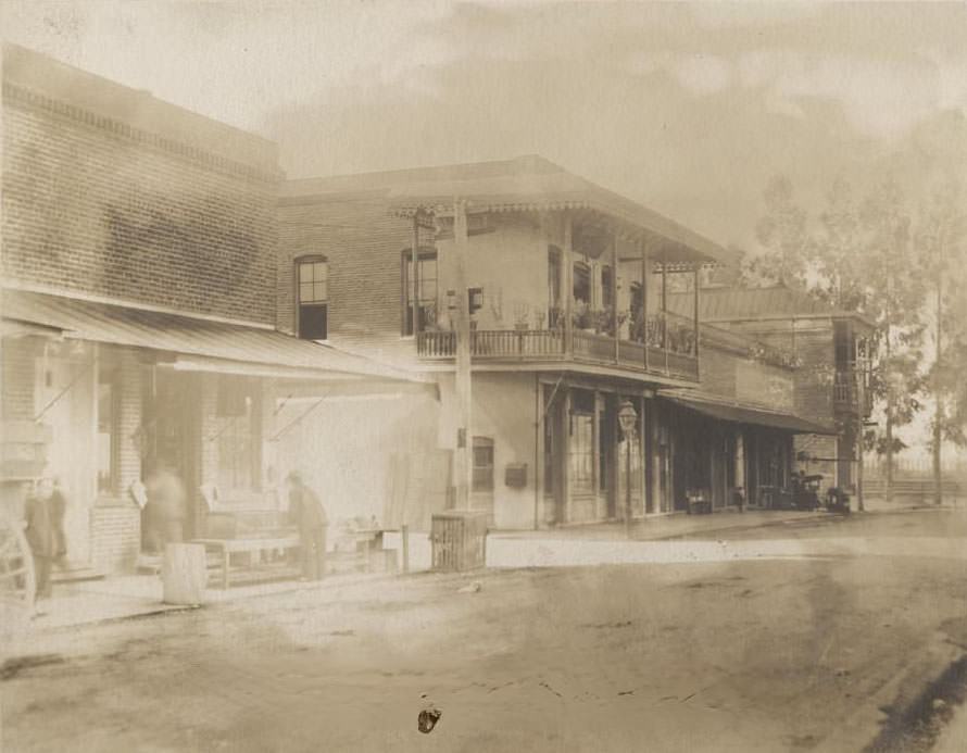 Photo from the Von Dorsten family album. Chinatown, San Jose, 1906