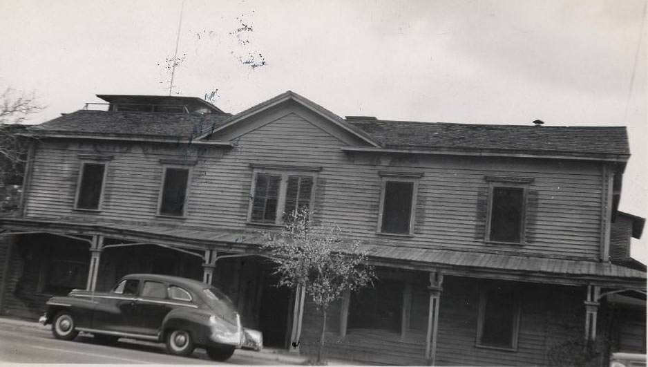 Eberhardt Tannery Building in Santa Clara, 1947.