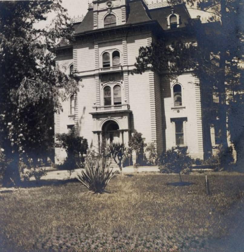 West Hall, University of Pacific (Emory Street near Elm), 1902