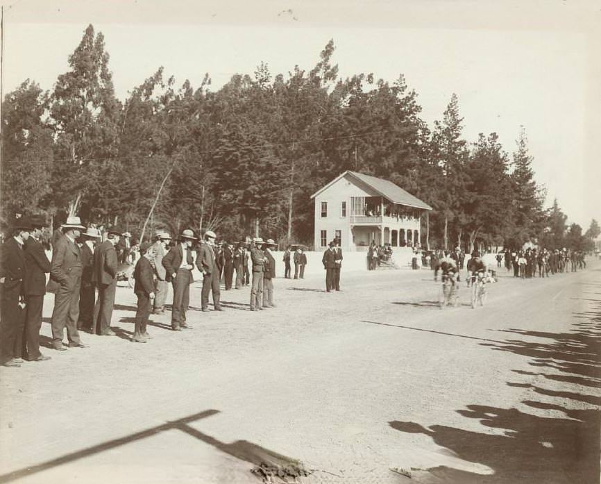 Bicycle Race, Agricultural Park, 1905