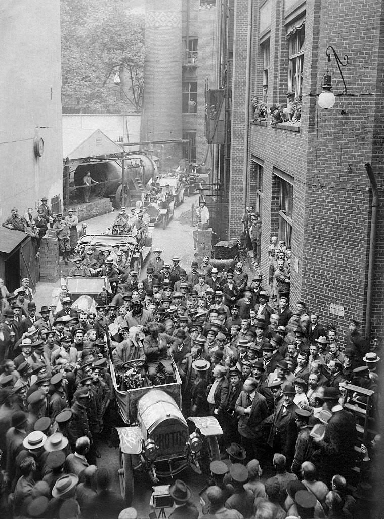 Berlin The legendary car race from New York to Paris 1908 last more than 7 months.