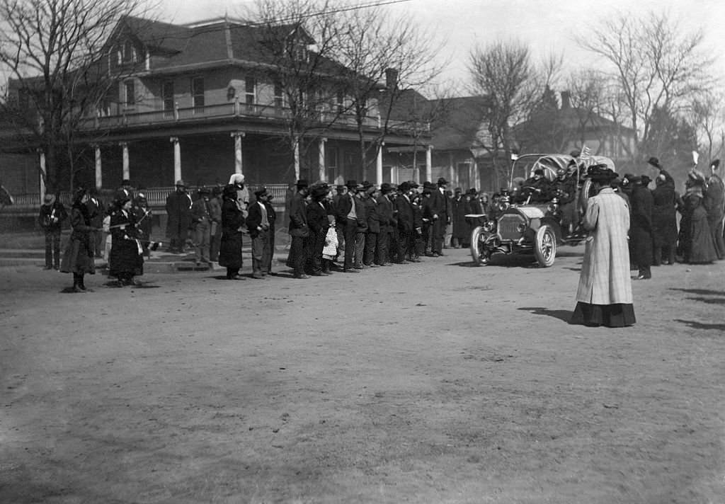 Arrival of the Protos car of 1st lieutenant Hans Koeppen in Grand Island