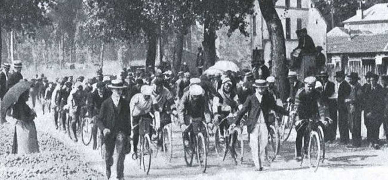The First Tour de France of 1903 Through Fascinating Historical Photos