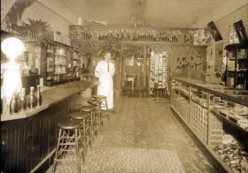 The Palace of Sweets cigar store located at 809 Main Street in Vancouver, 1902