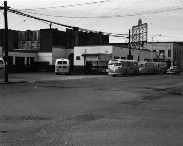 5th & Main Bus Station, 1952