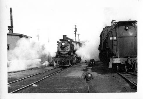 A train at a depot in Vancouver, 1901