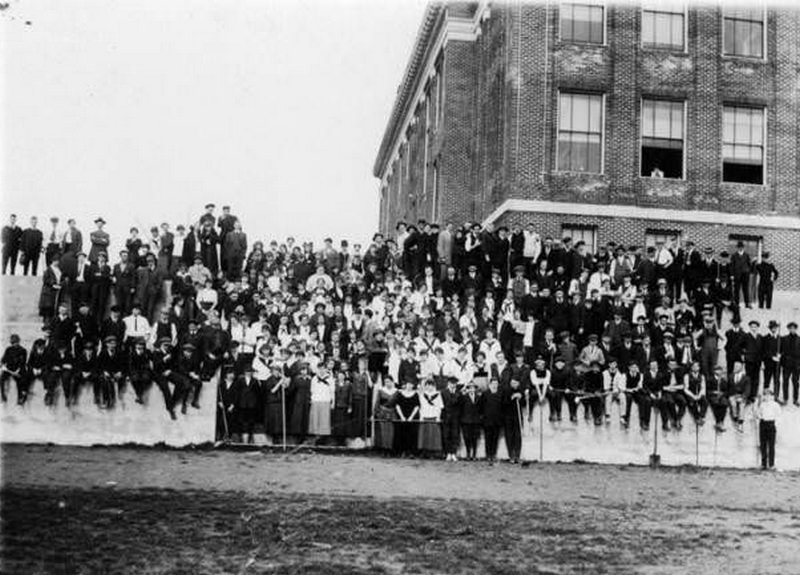 Class of 1917 Vancouver High School, 1916