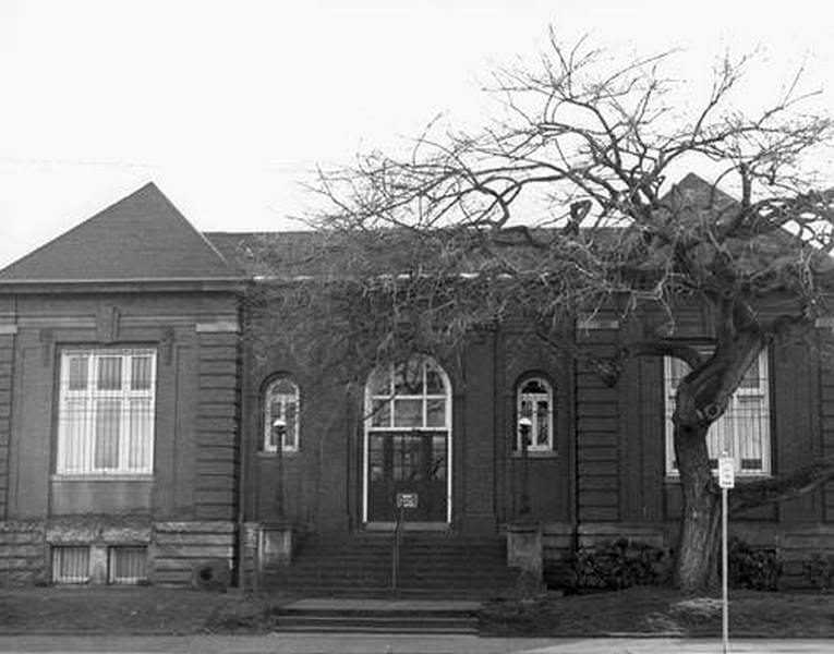The front of the Clark County Historical Museum, 1890s