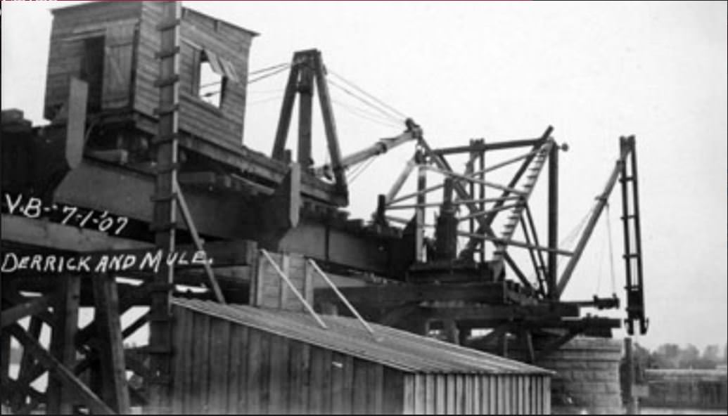 A derrick and a mule at the Vancouver Railroad Bridge construction site, 1907