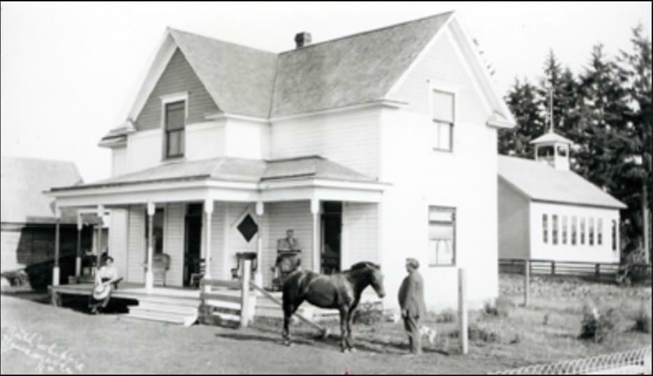 Methodist parsonage and church located on East Mill Plain in Vancouver, 1917