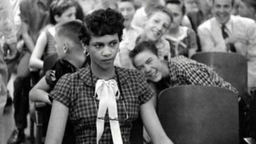 Dorothy Counts: The Story of Brave Teenager who Stood against the Segregation in the U.S.