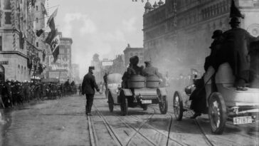 The Great New York to Paris Auto Race