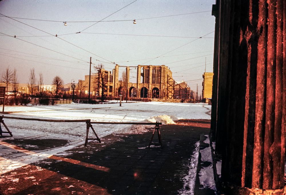 Berlin, winter 1956. Many of these images (like this one) were shot from inside moving vehicles.