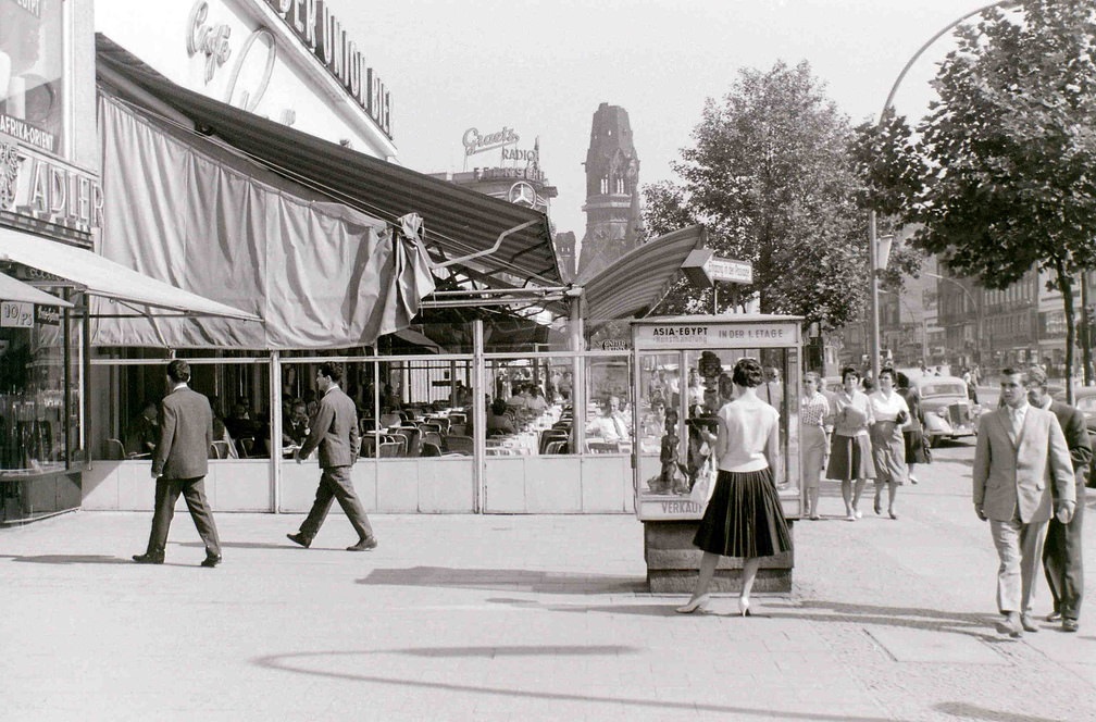 Kurfuerstendamm, West Berlin.