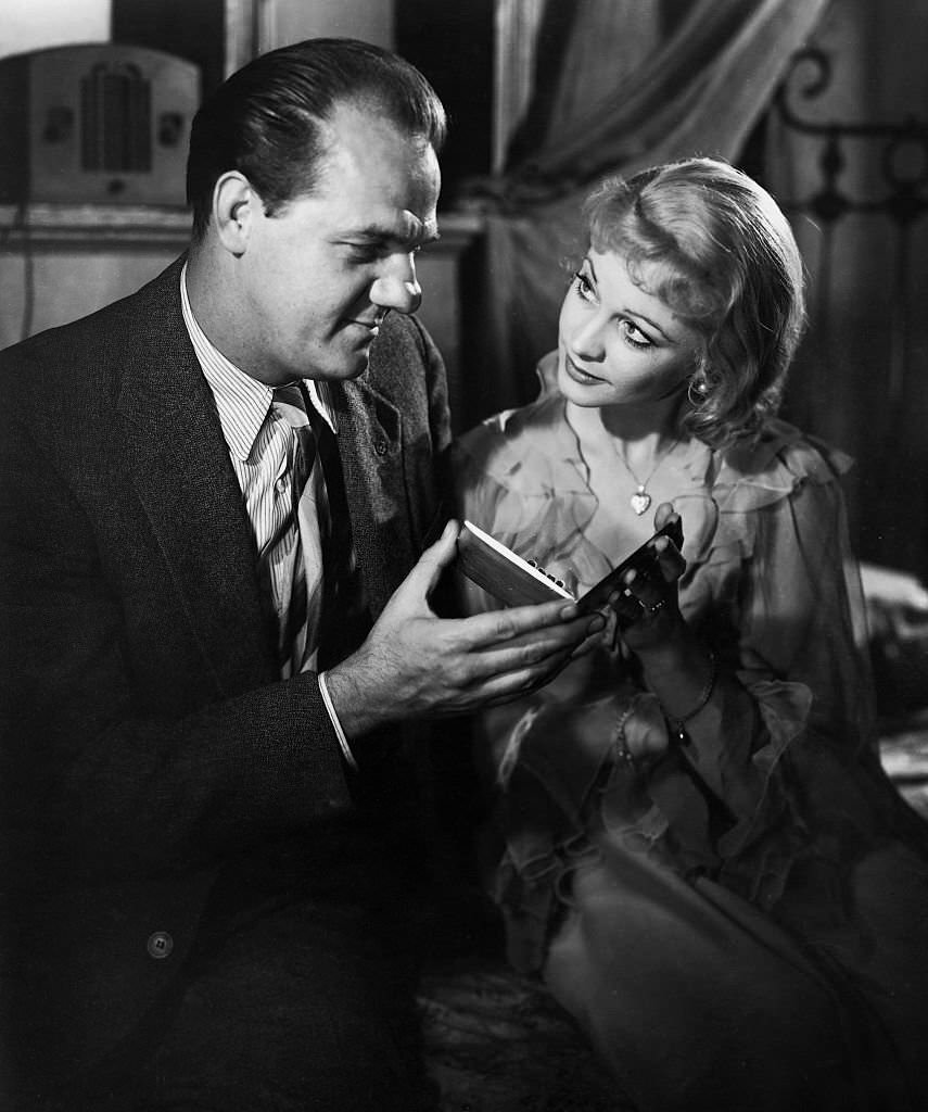 Karl Malden and Vivian Leigh in Movie 'A Streetcar Named Desire'