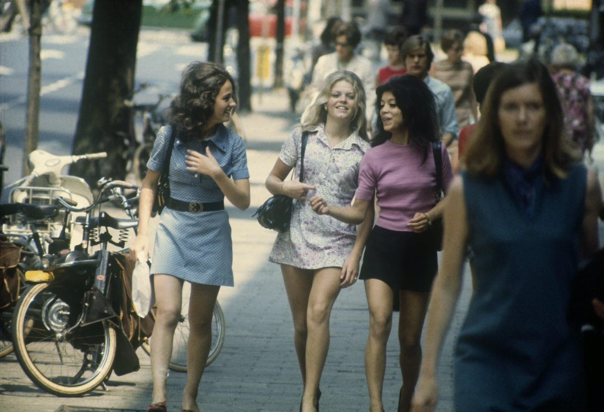 Life in Amsterdam from the 1950s and 1960s Through the Lens of Ed van der Elsken