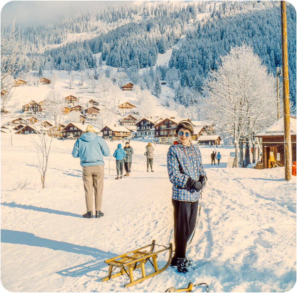 Fascinating Medium Format Color Photos Show Life in Bern, Switzerland, in the Winter of 1959