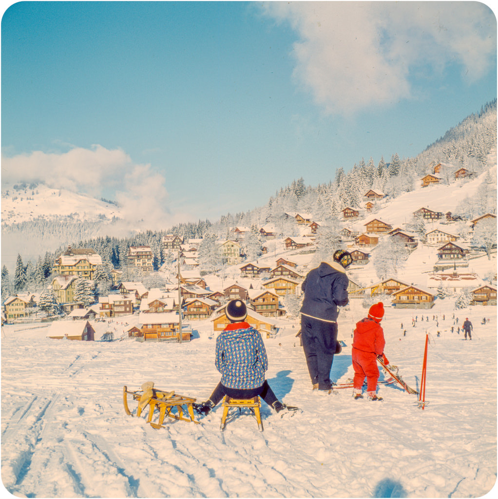 Fascinating Medium Format Color Photos Show Life in Bern, Switzerland, in the Winter of 1959