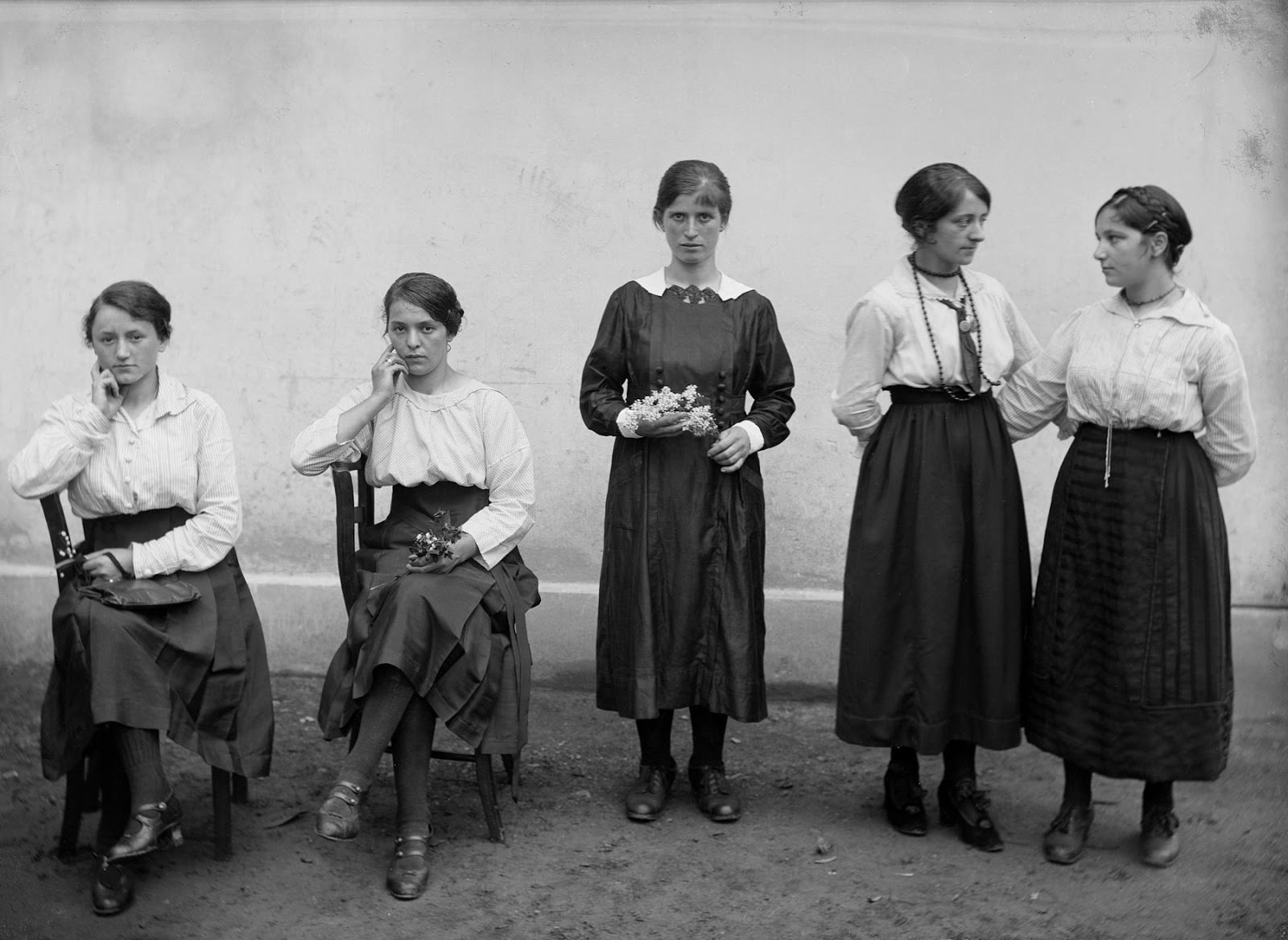 Female workers in front of the chocolate factory Cima Norma, Dangio-Torre