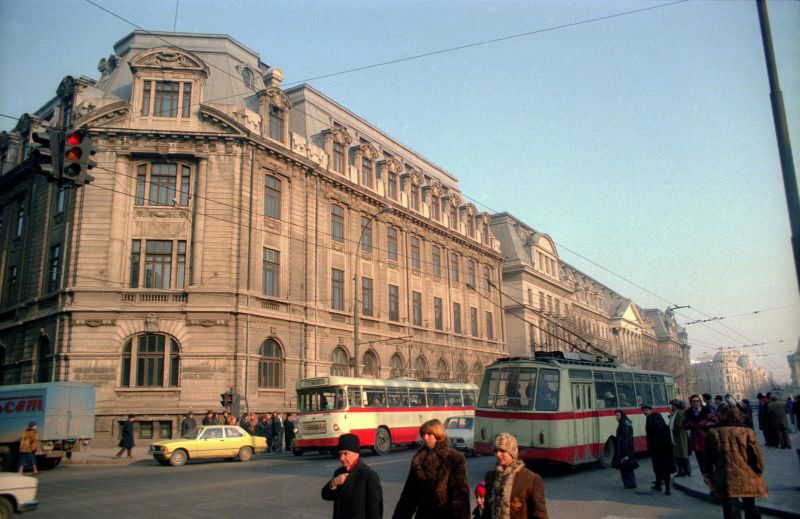 Bucharest street scenes, 1979