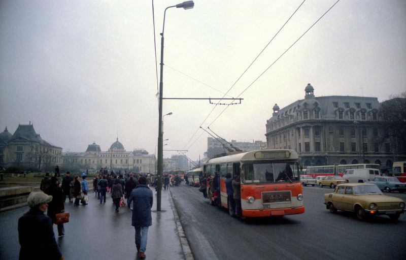 Bucharest street scenes, 1979