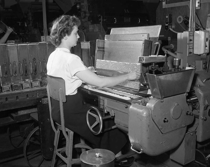 Inside the Camel Cigarette Factory of North Carolina in 1948