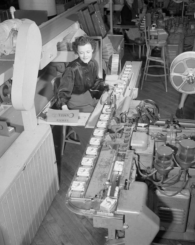 Inside the Camel Cigarette Factory of North Carolina in 1948