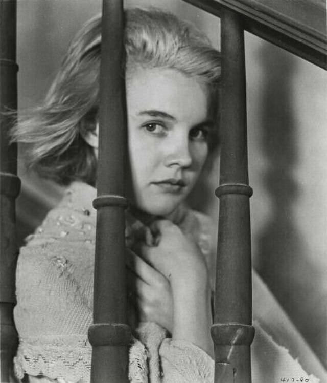 Stunning Photos of Carroll Baker during the filming of Baby Doll (1956)