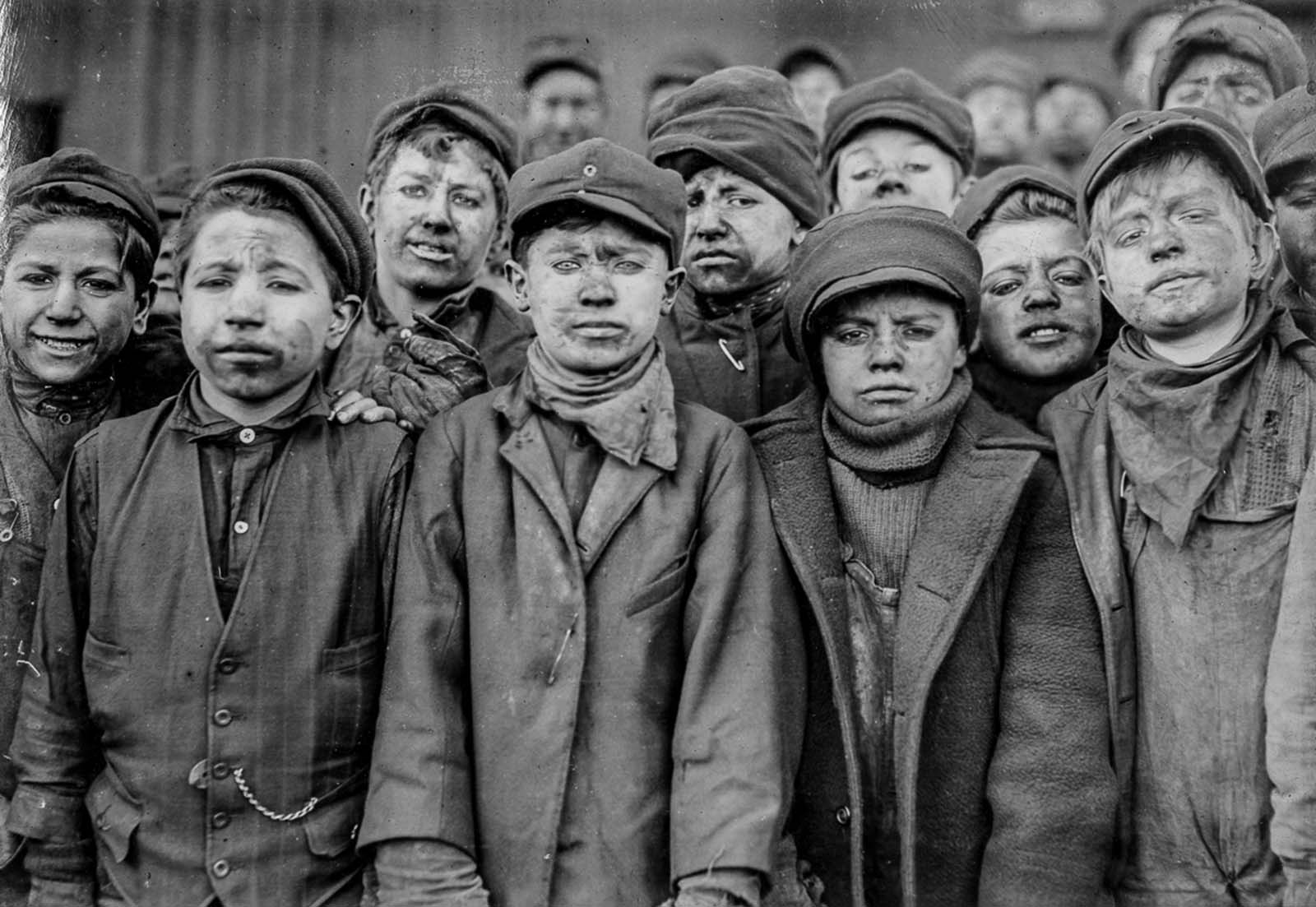 Breaker boys employed by the Pennsylvania Coal Company, 1911