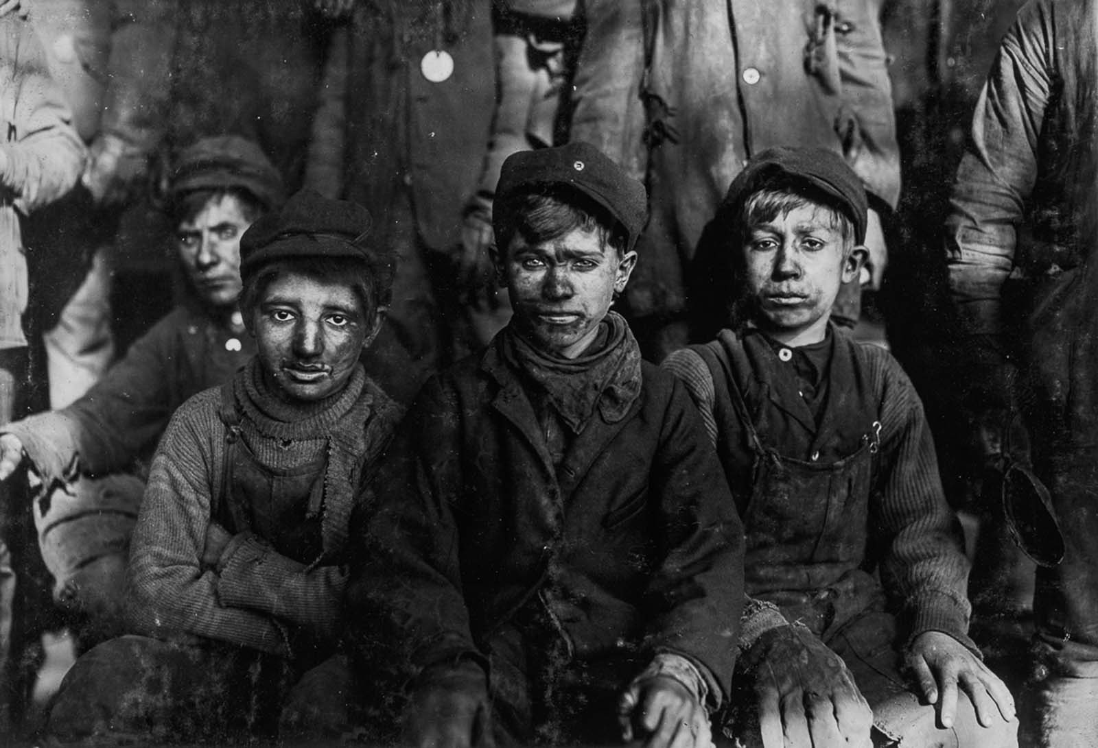 Breaker boys employed by the Pennsylvania Coal Company, 1911