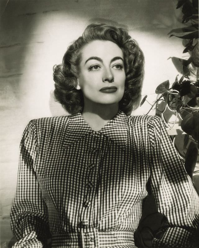Joan Crawford by Bert Six from ‘Humoresque’, 1946