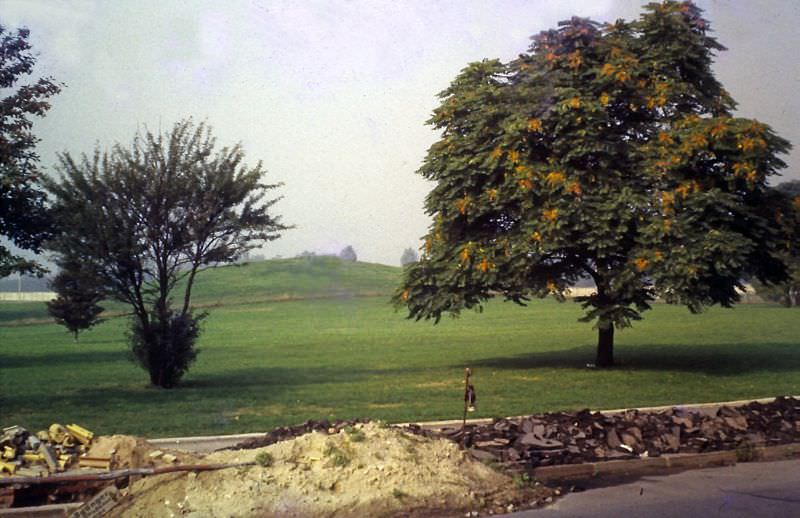 Looking across the open land adjoining Wilhelmstraße where the Imperial Chancellery Buildings (Reichskanzellerei) had stood, 1969