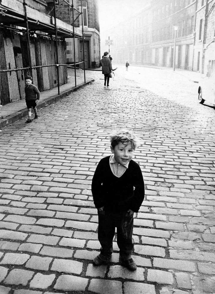 Children at India Place, Stockbridge, Edinburgh, 1965