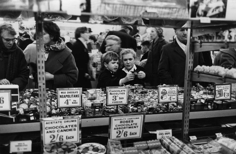 Shoppers market, Edninburgh, 1960