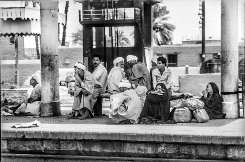 Journeyers, Luxor, August 1981