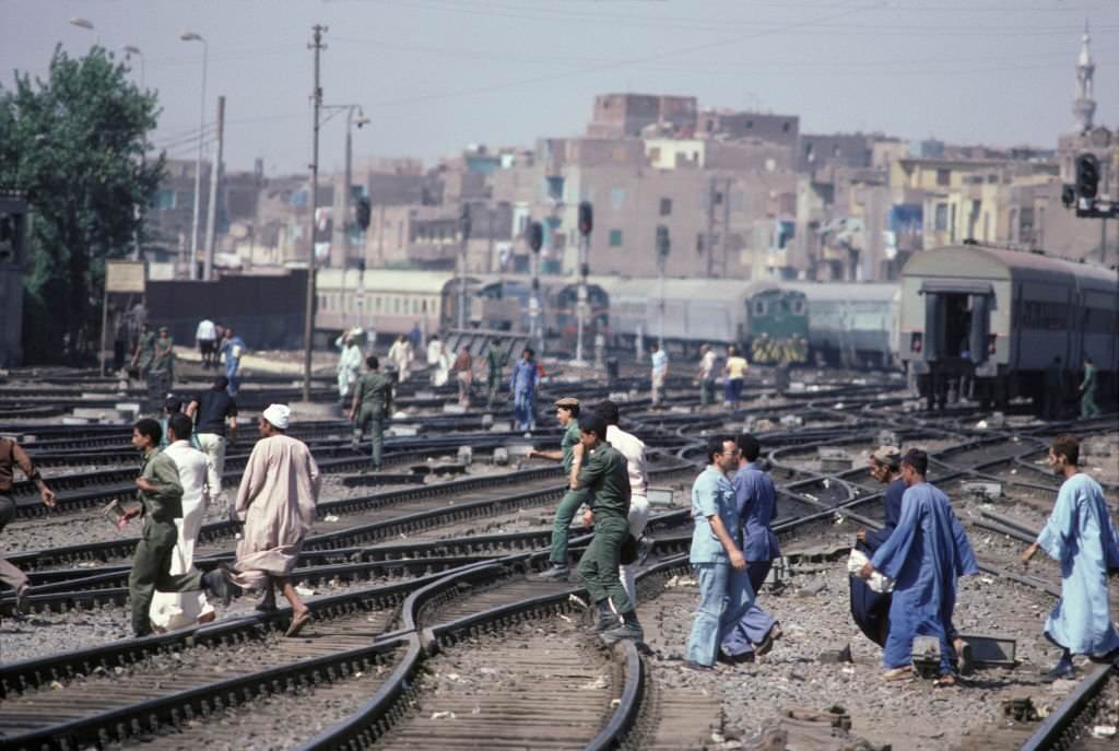 Cairo station, 1984