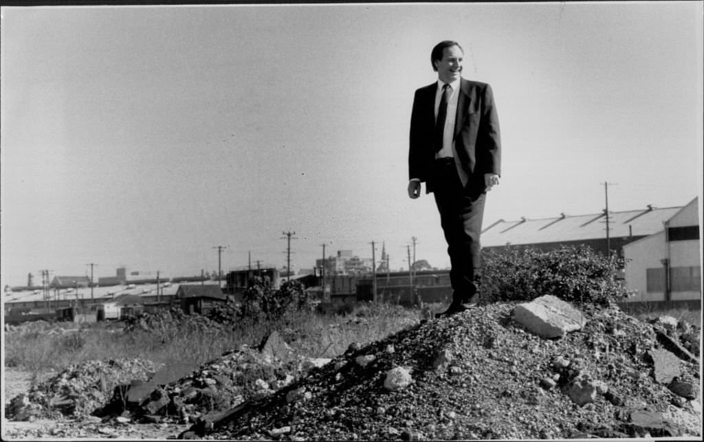 Mr. Frank Walker the Minister for Housing is seen here at the opening of the new Alexandria Housing Complex, 1980s