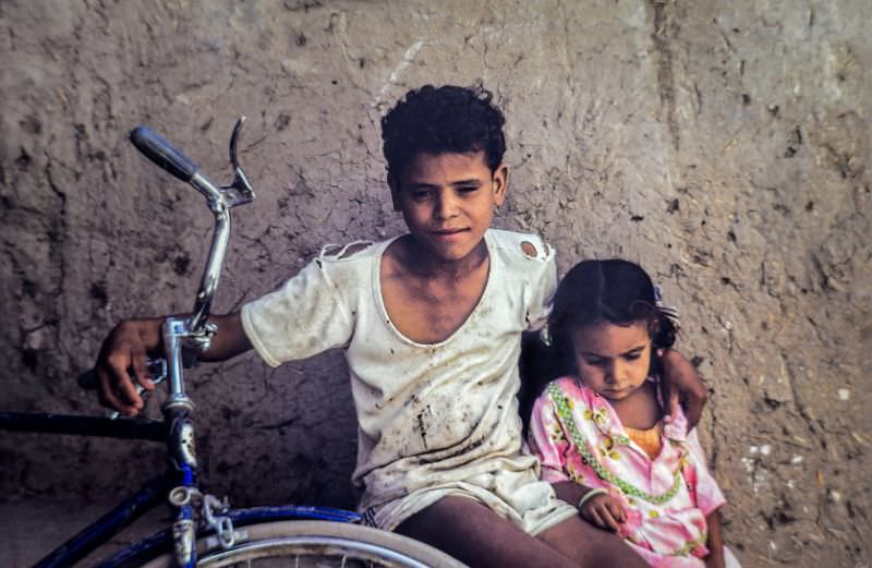 Affection, Aswan, August 1981