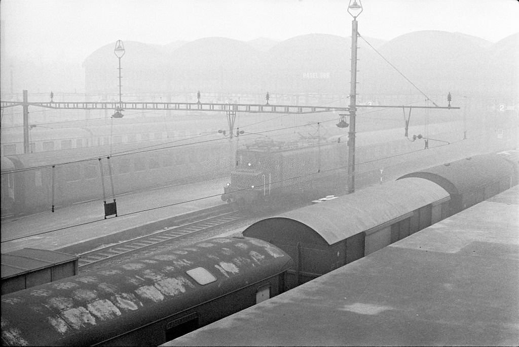Fog in Basle, railway station, january 1970