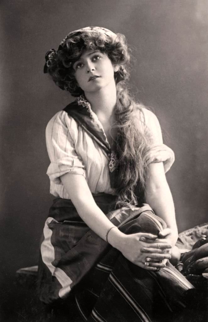 Gabrielle Ray, early 20th century.