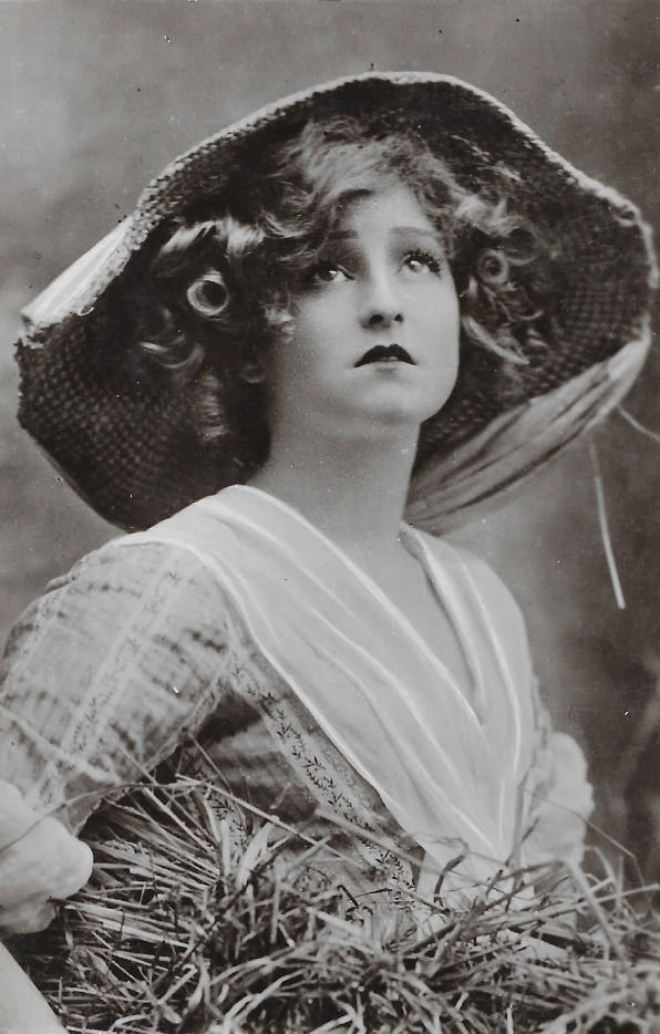 Gabrielle Ray, early 20th century.