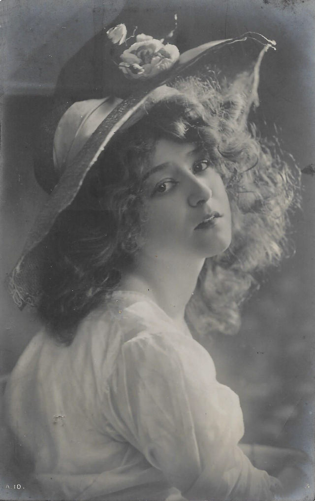 Gabrielle Ray: Life story and Stunning Photos of Famous Edwardian Singer and Actress