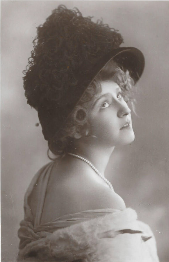 Gabrielle Ray: Life story and Stunning Photos of Famous Edwardian Singer and Actress