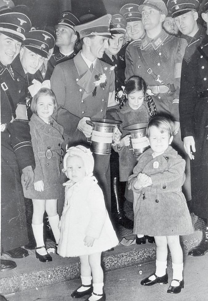 Joseph Goebbles with His Children.