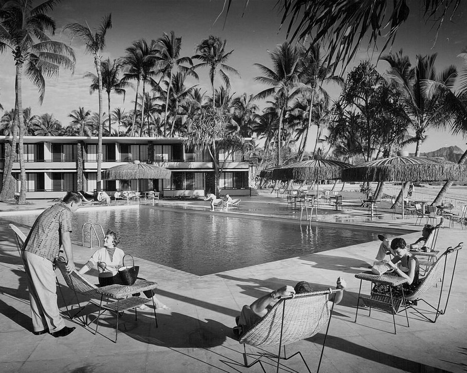 Kiasu Beach, Hawaii, 1950s