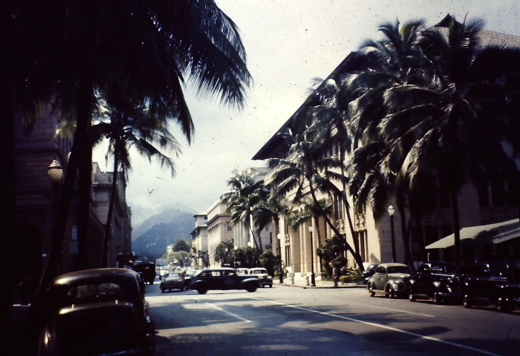 Bishop Street in Honolulu, Hawai, 1945