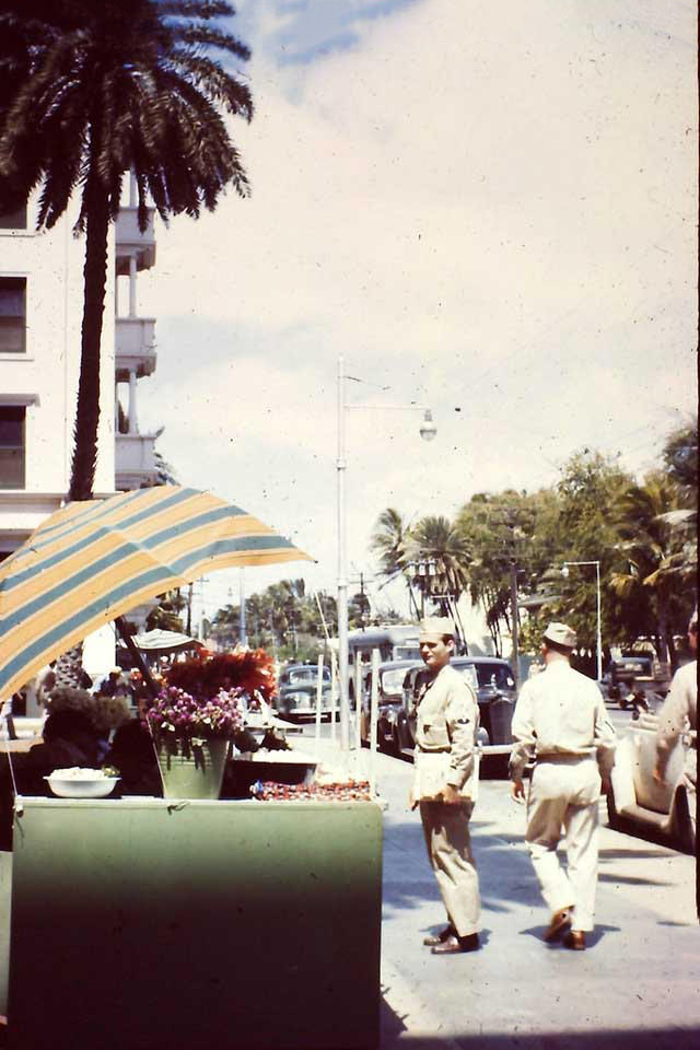 Hawaii sidewalk scene with Servicemen, Honolulu, 1945
