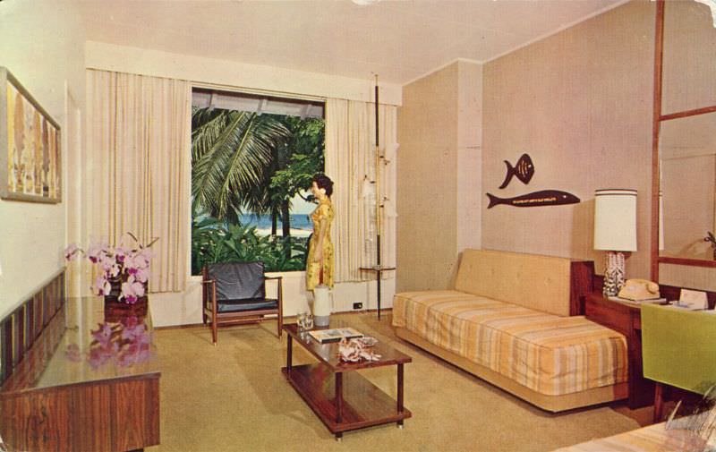 Hotel Room, Hawaii
