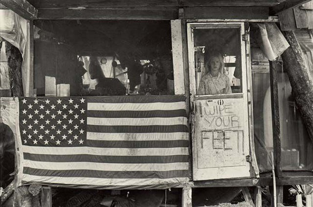 Life at a Hippie Tree House Village in Hawaii in the 1970s