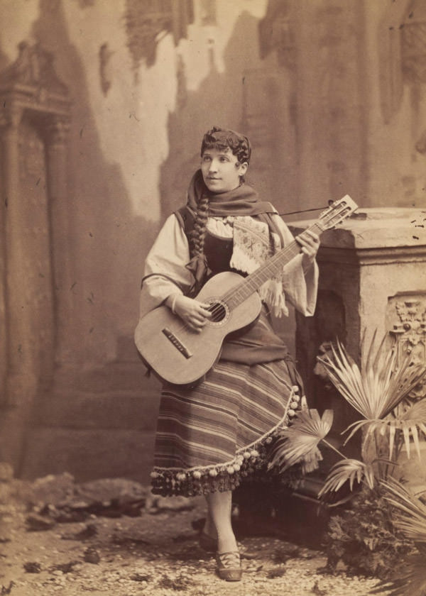 Gabrielle du Sauld, 1880s